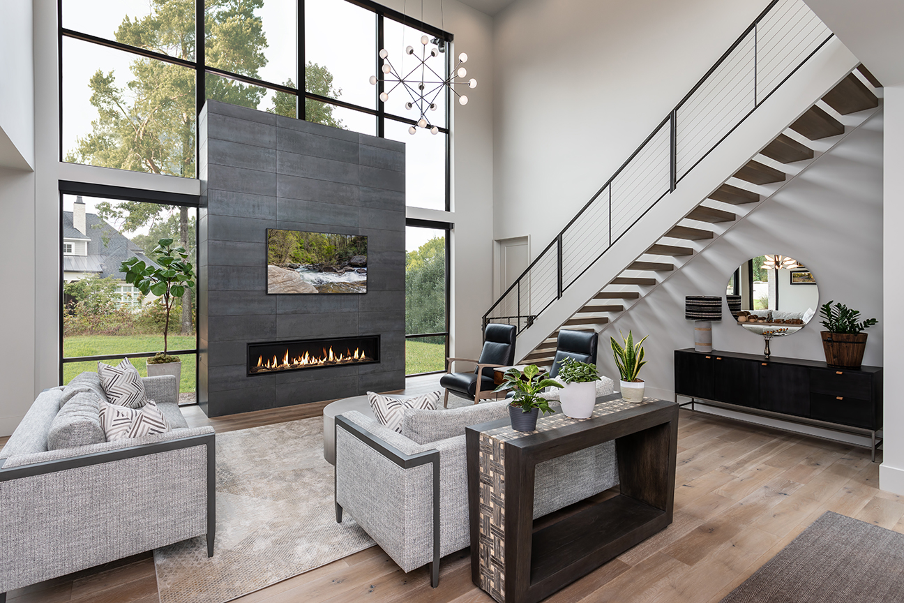 Residential steel and glass railing