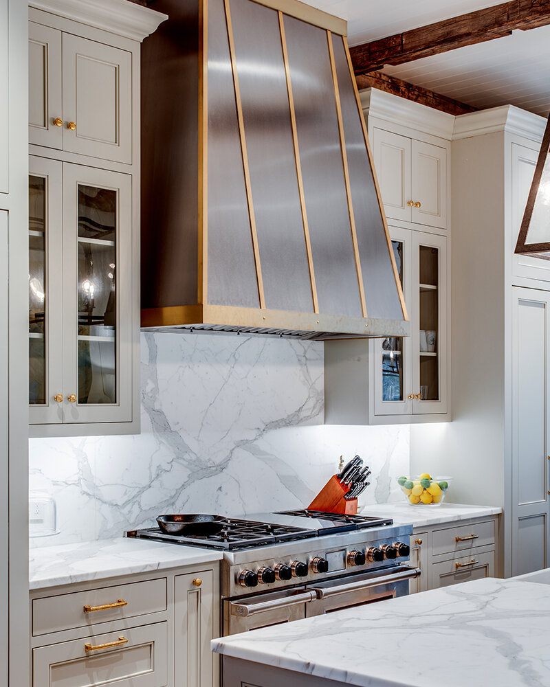 Sapphire Glen: A Highland-Inspired Retreat